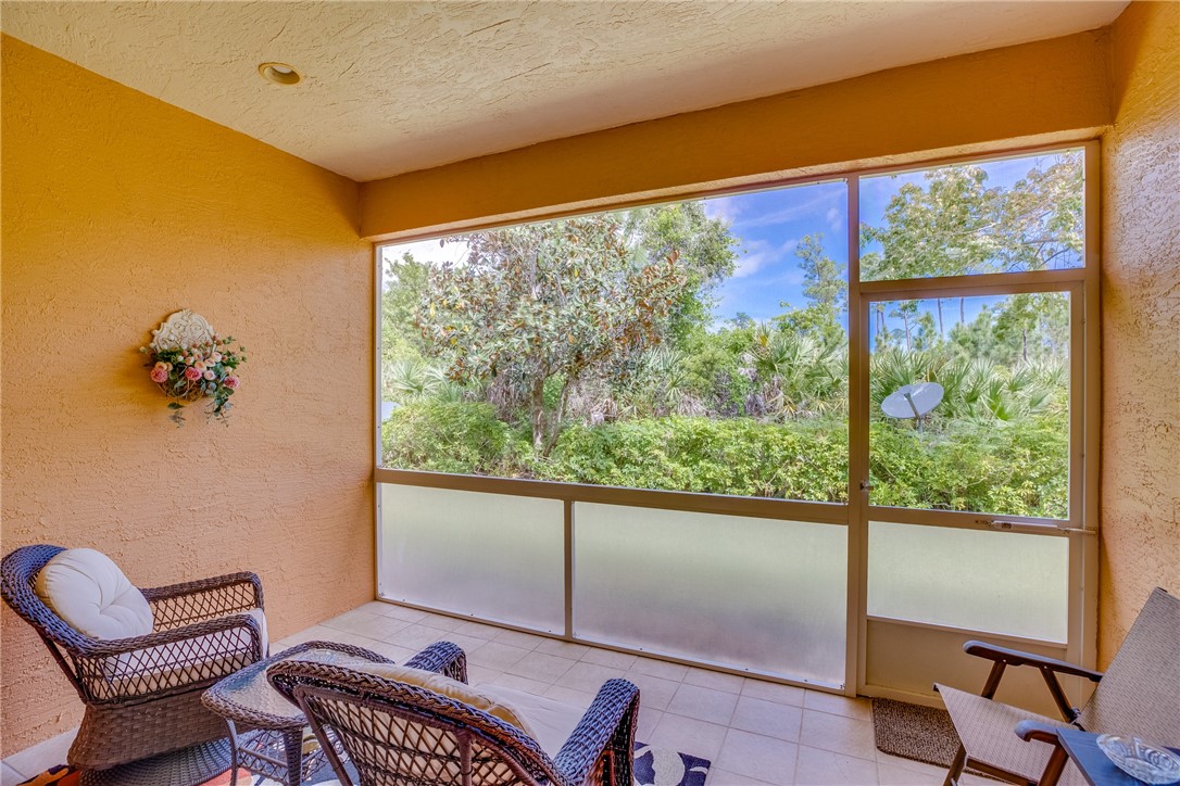 2587 Stockbridge Square SW