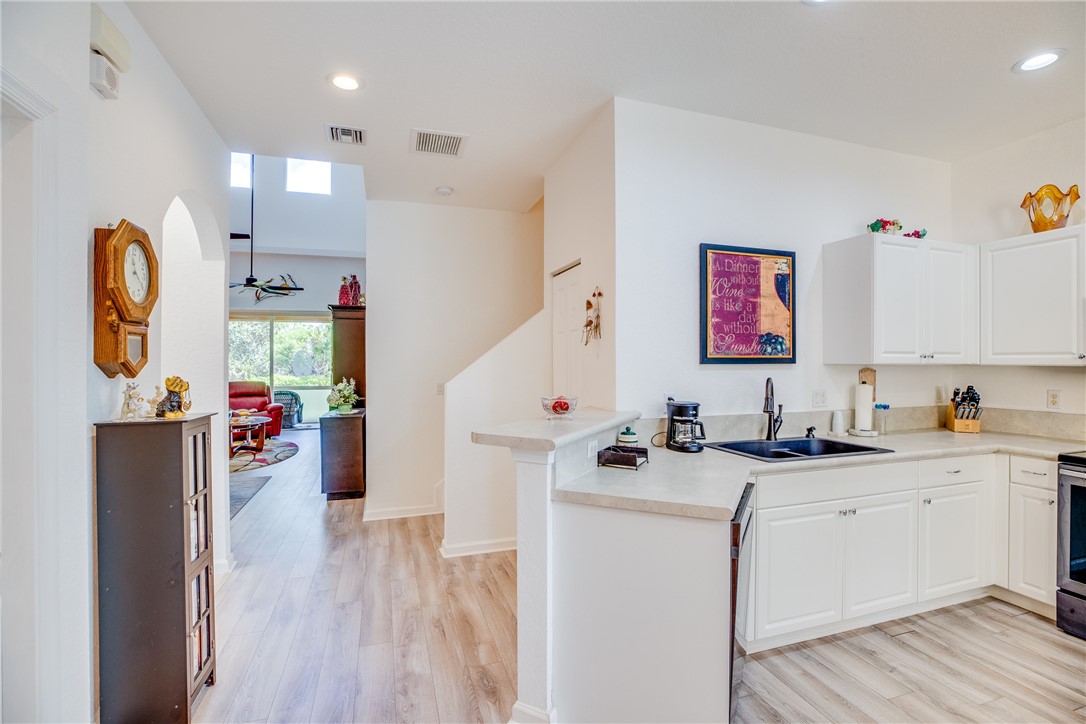 2587 Stockbridge Square SW