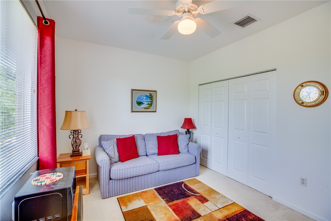 2587 Stockbridge Square SW