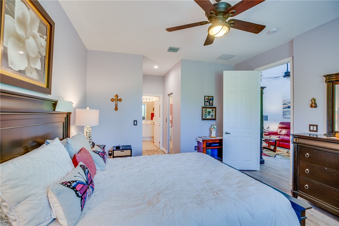 2587 Stockbridge Square SW