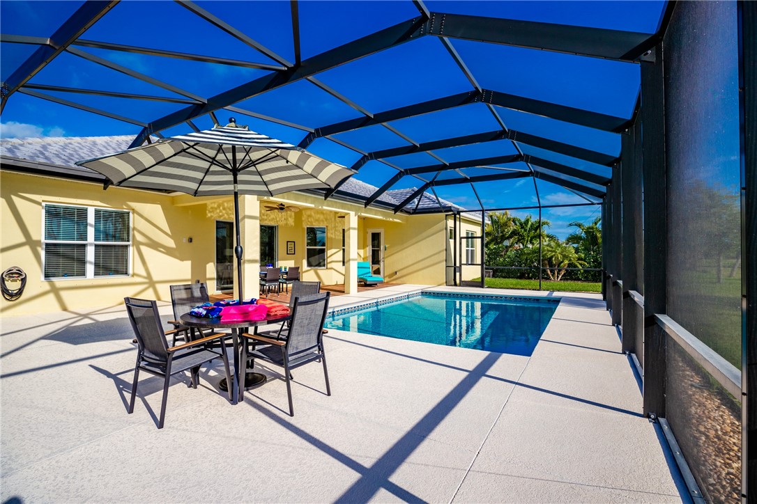 2537 Saint Lucia Circle