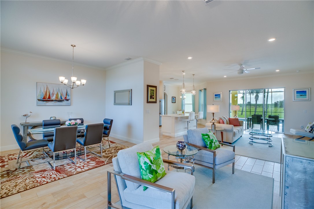 2537 Saint Lucia Circle