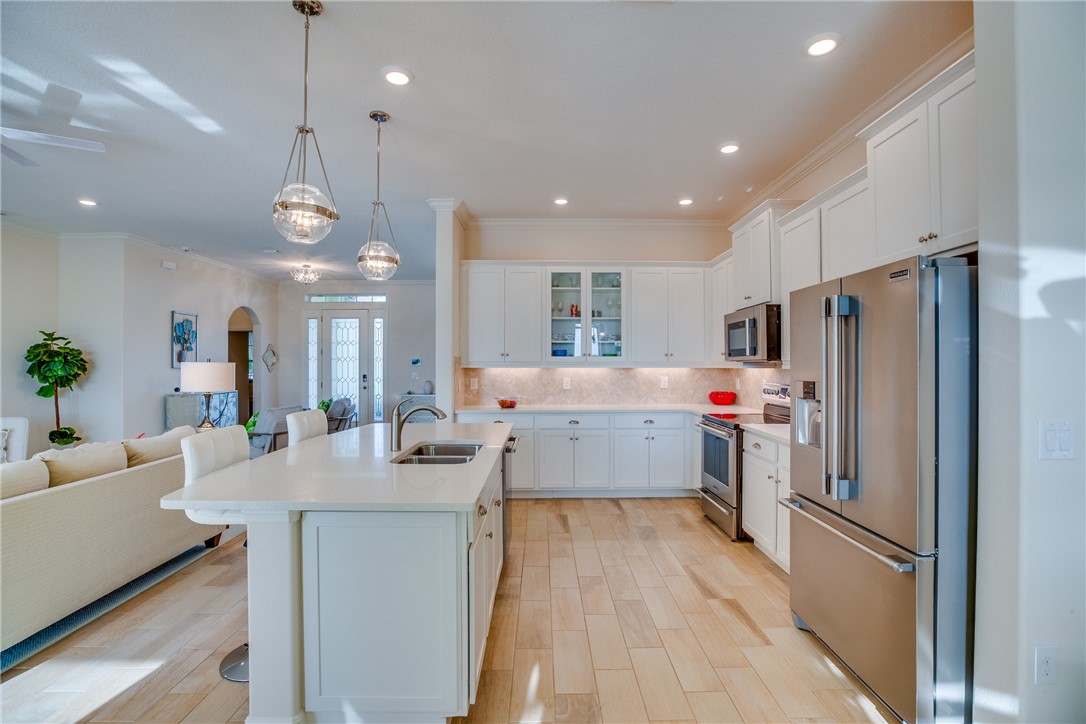 2537 Saint Lucia Circle