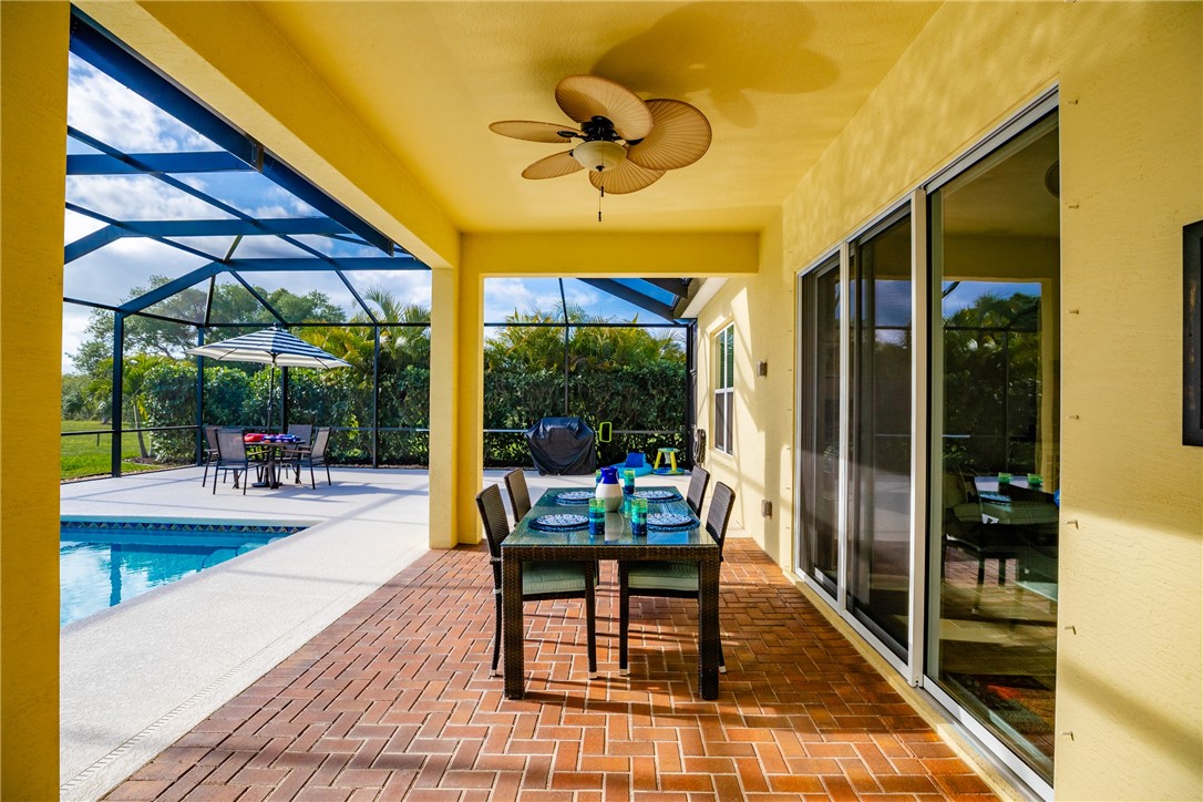 2537 Saint Lucia Circle