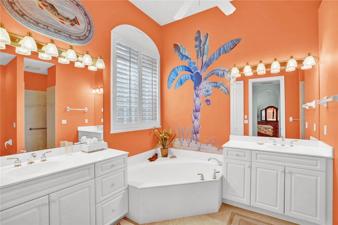 1369 W Island Club Square