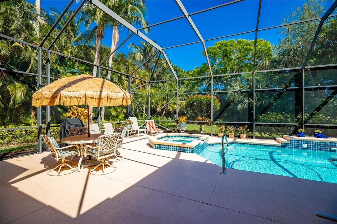 1369 W Island Club Square