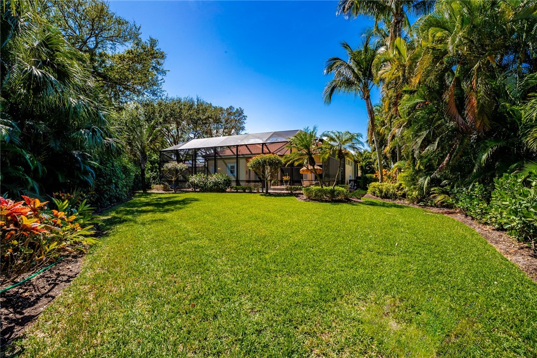 1369 W Island Club Square