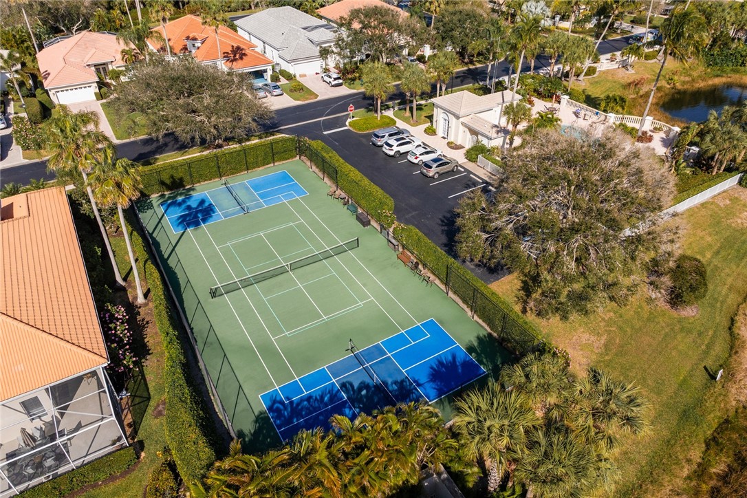 1369 W Island Club Square