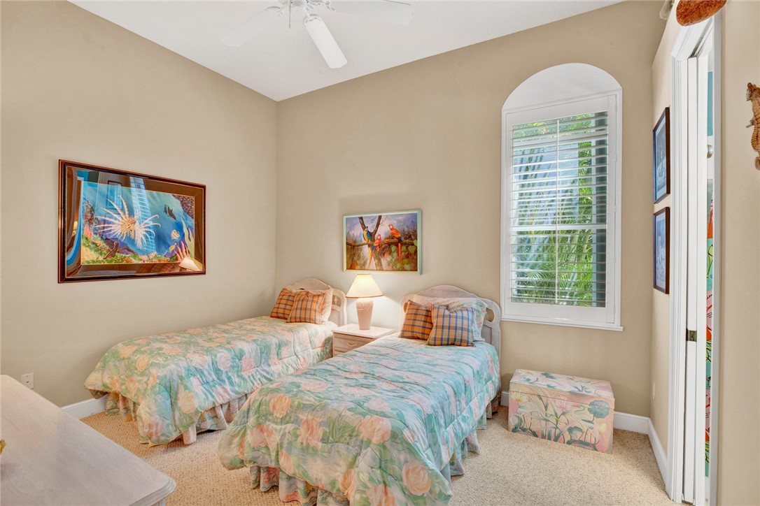 1369 W Island Club Square