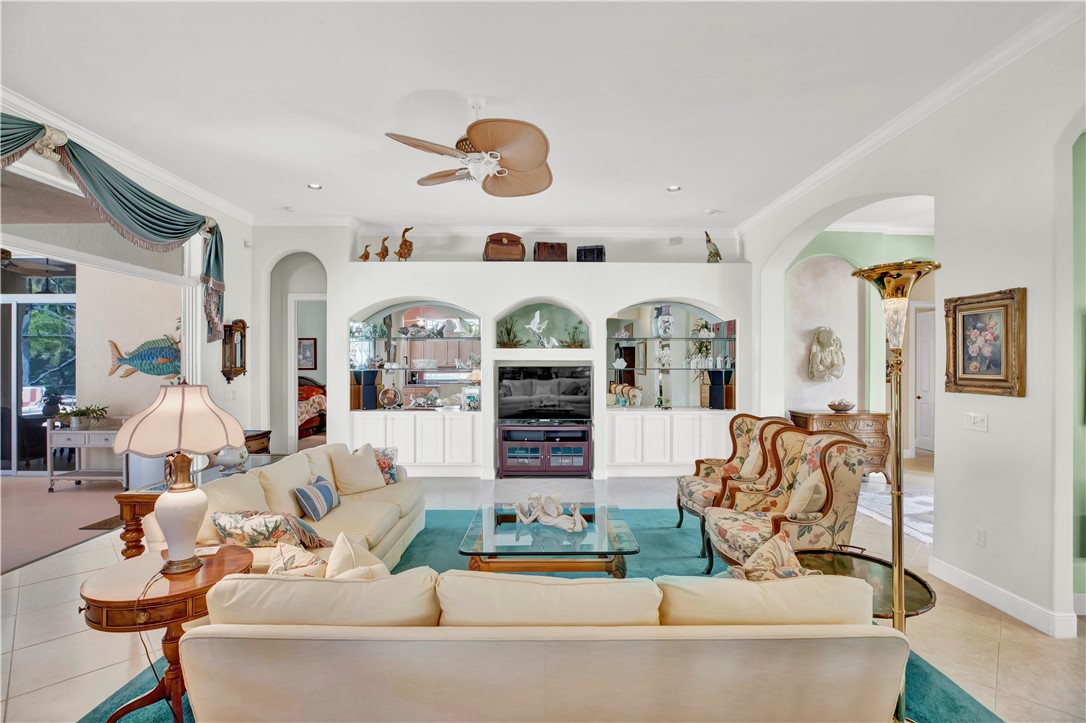 1369 W Island Club Square