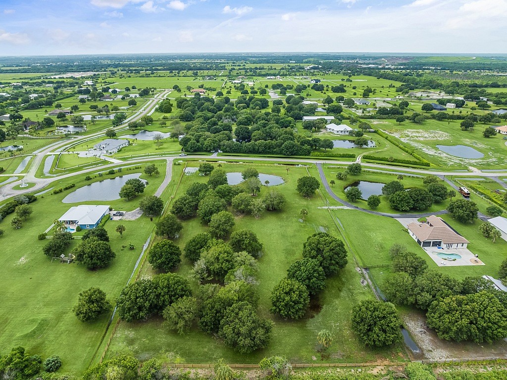 7150 Kamelya Street SW