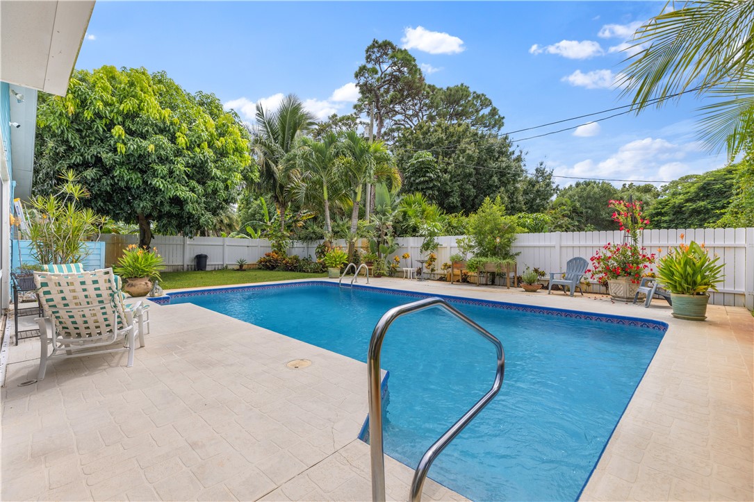 955 4th Lane