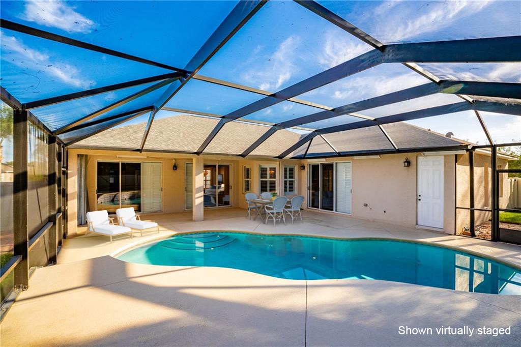 1355 Scarlet Oak Circle