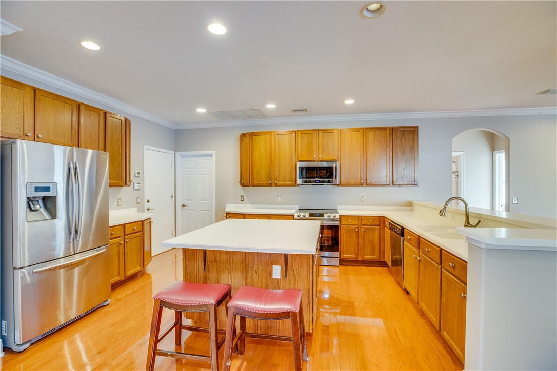 1355 Scarlet Oak Circle