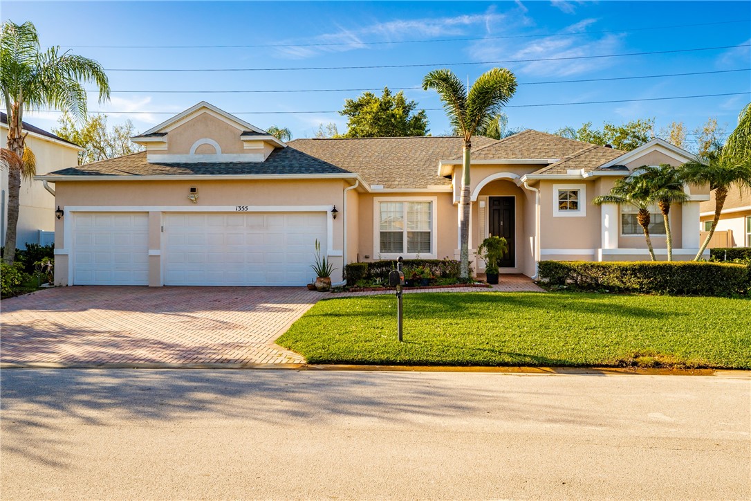 1355 Scarlet Oak Circle