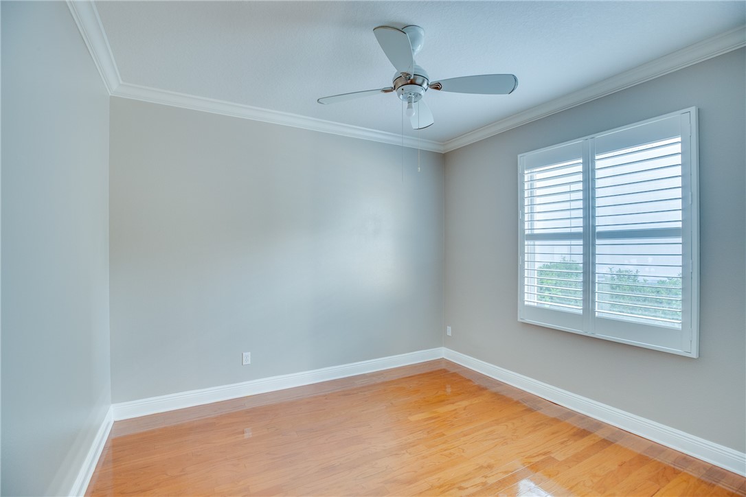 1355 Scarlet Oak Circle