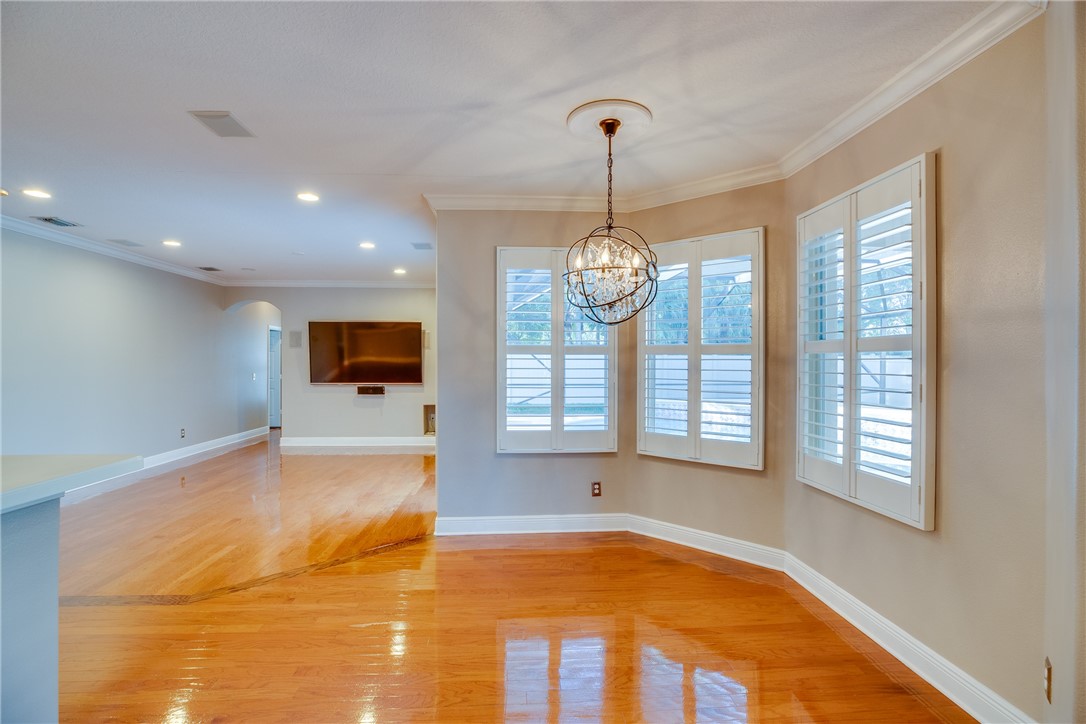 1355 Scarlet Oak Circle