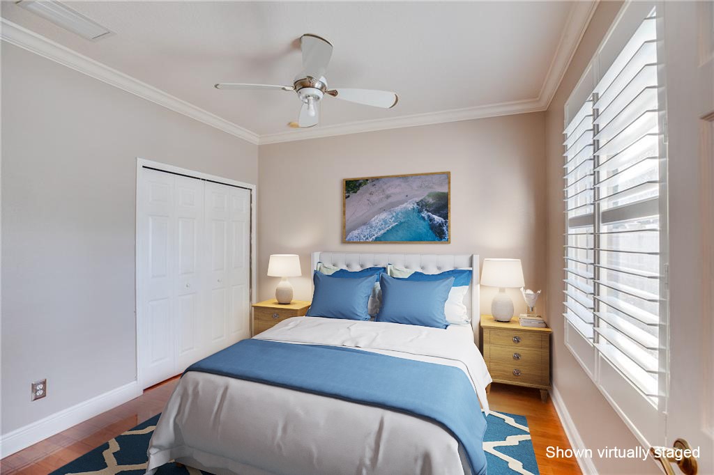 1355 Scarlet Oak Circle