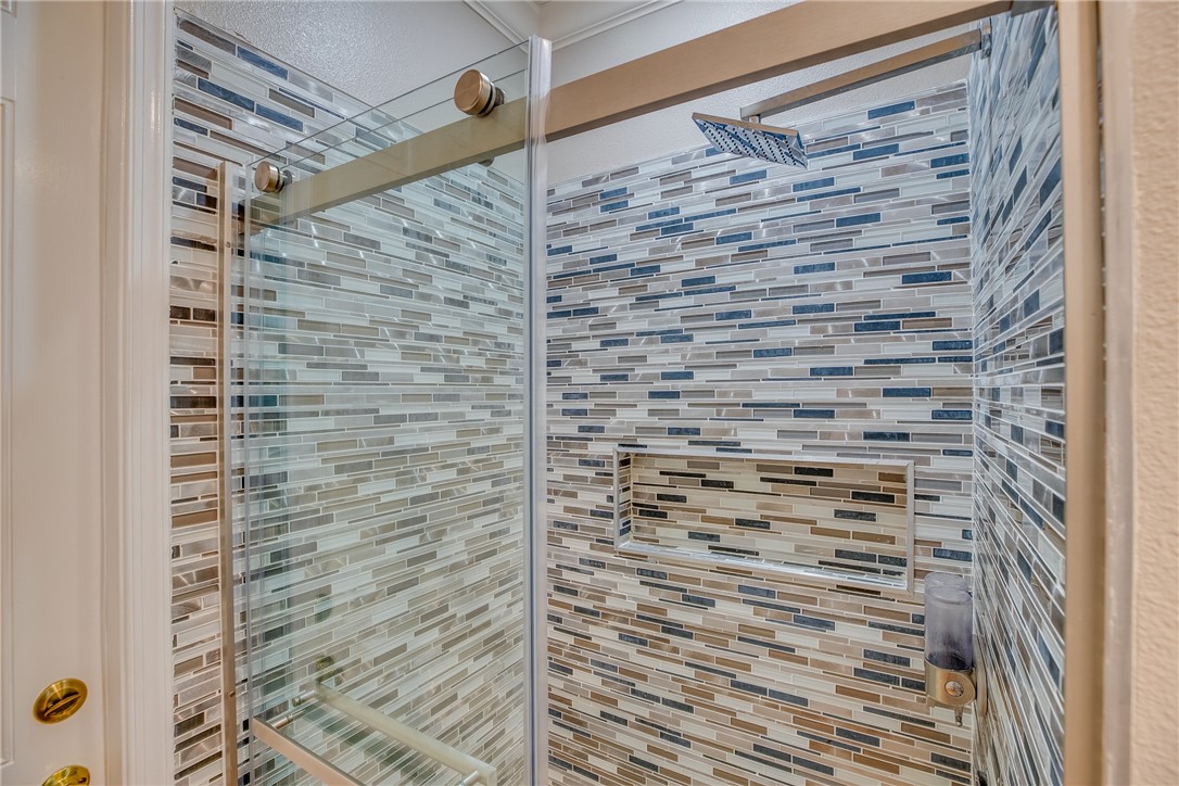 1355 Scarlet Oak Circle