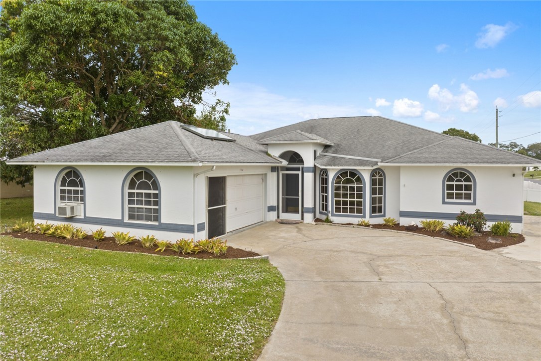 402 Tunison Lane
