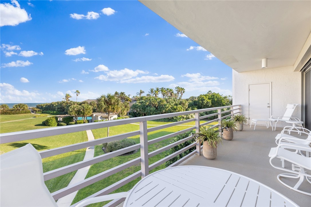 5536 N Highway A1a None 209