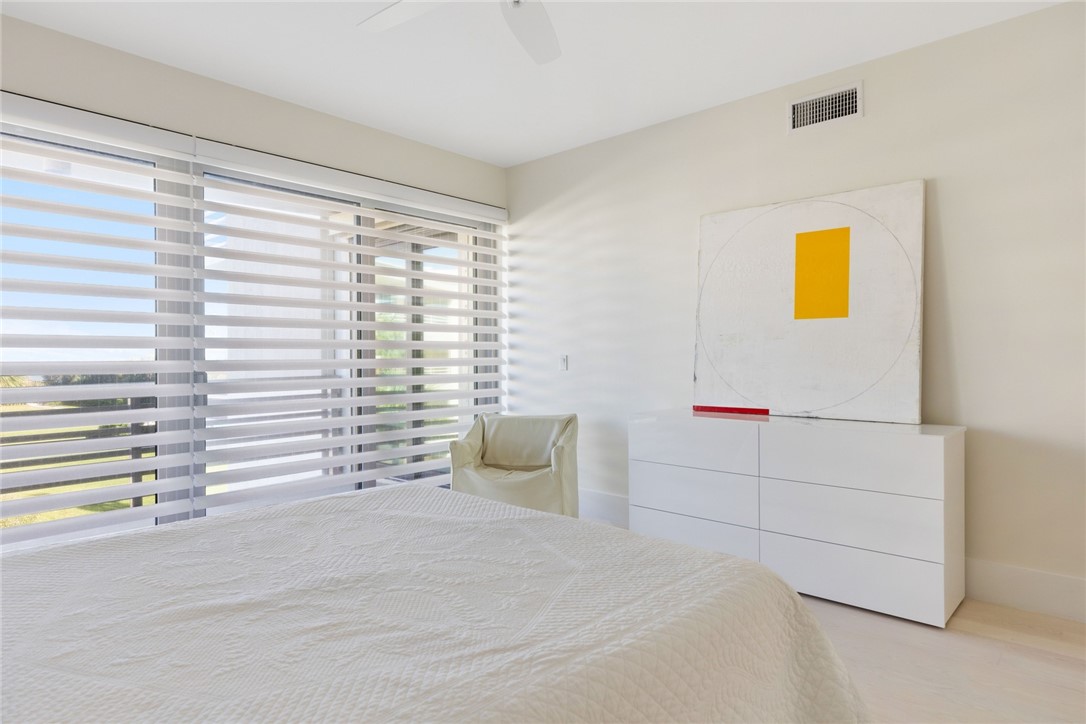 5536 N Highway A1a None 209