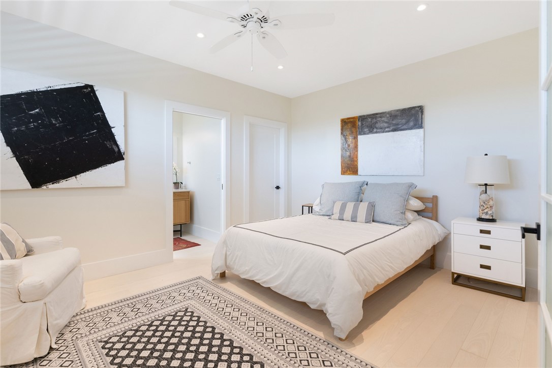 5536 N Highway A1a None 209