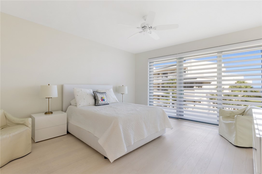 5536 N Highway A1a None 209