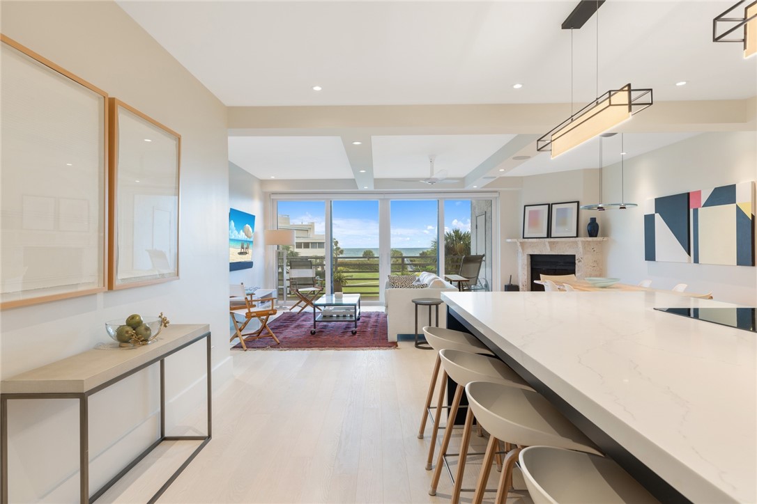 5536 N Highway A1a None 209