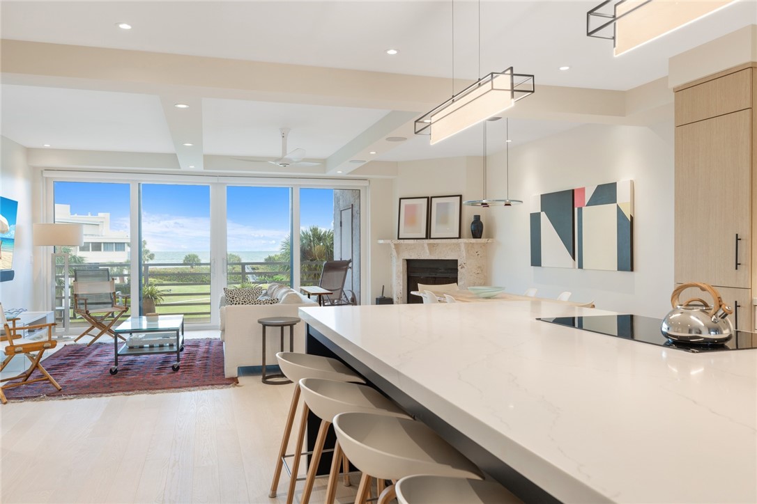 5536 N Highway A1a None 209