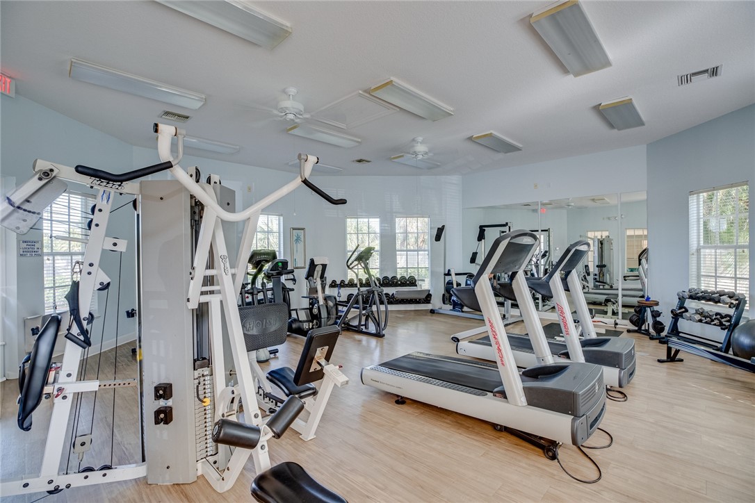 1409 W Island Club Square