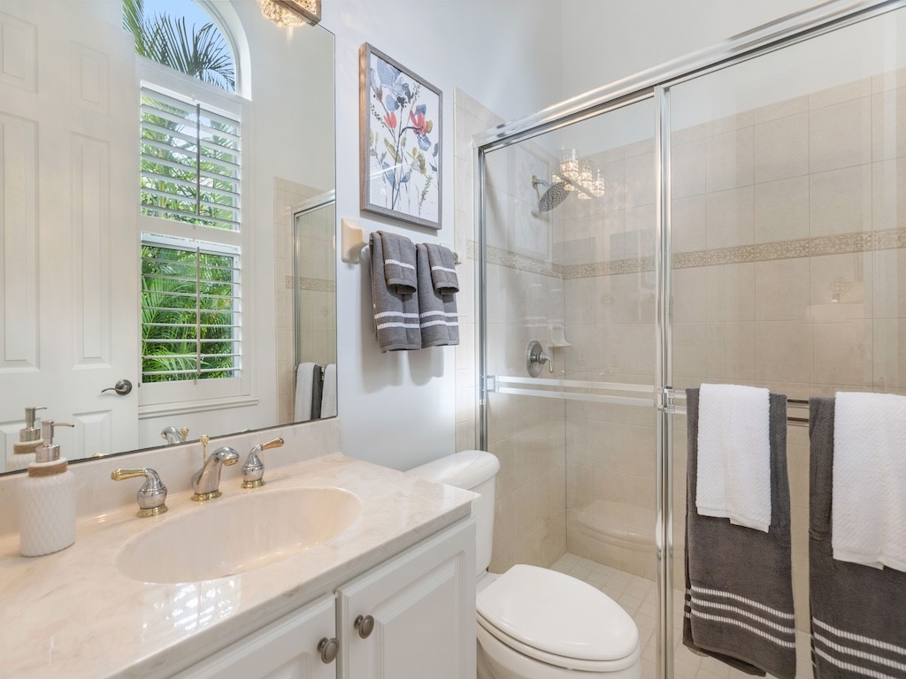 1409 W Island Club Square