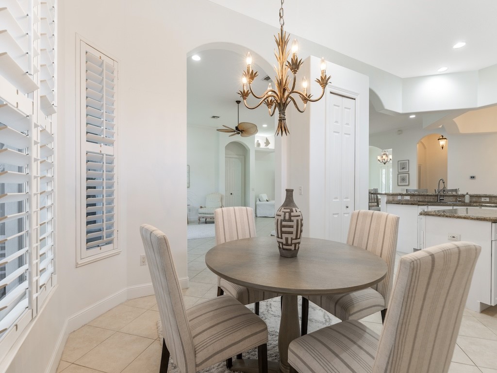 1409 W Island Club Square