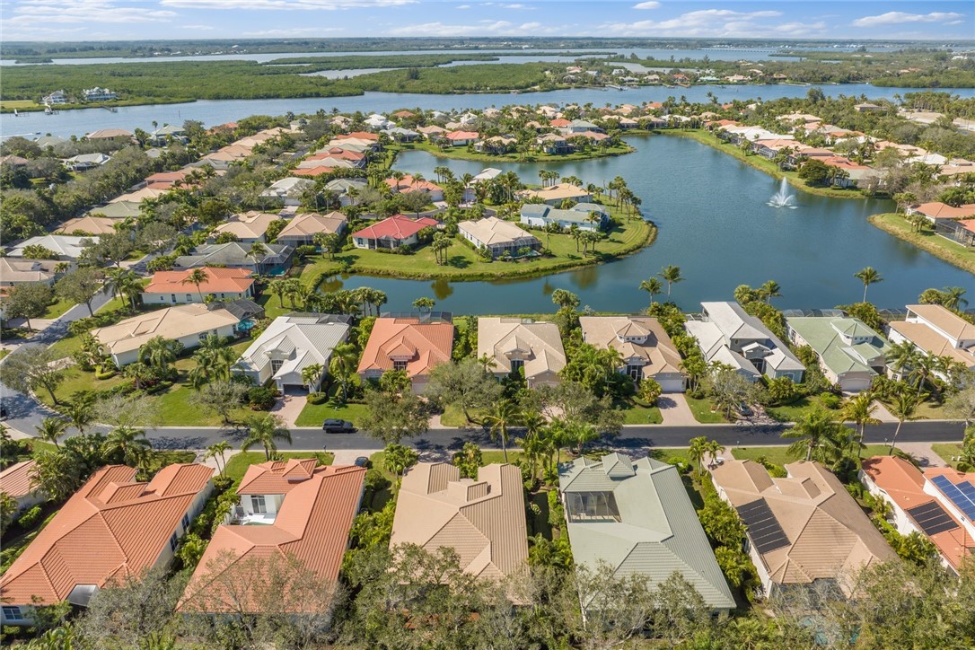 1389 W Island Club Square