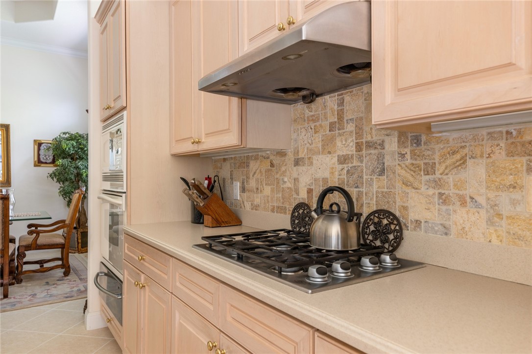 1361 W Island Club Square