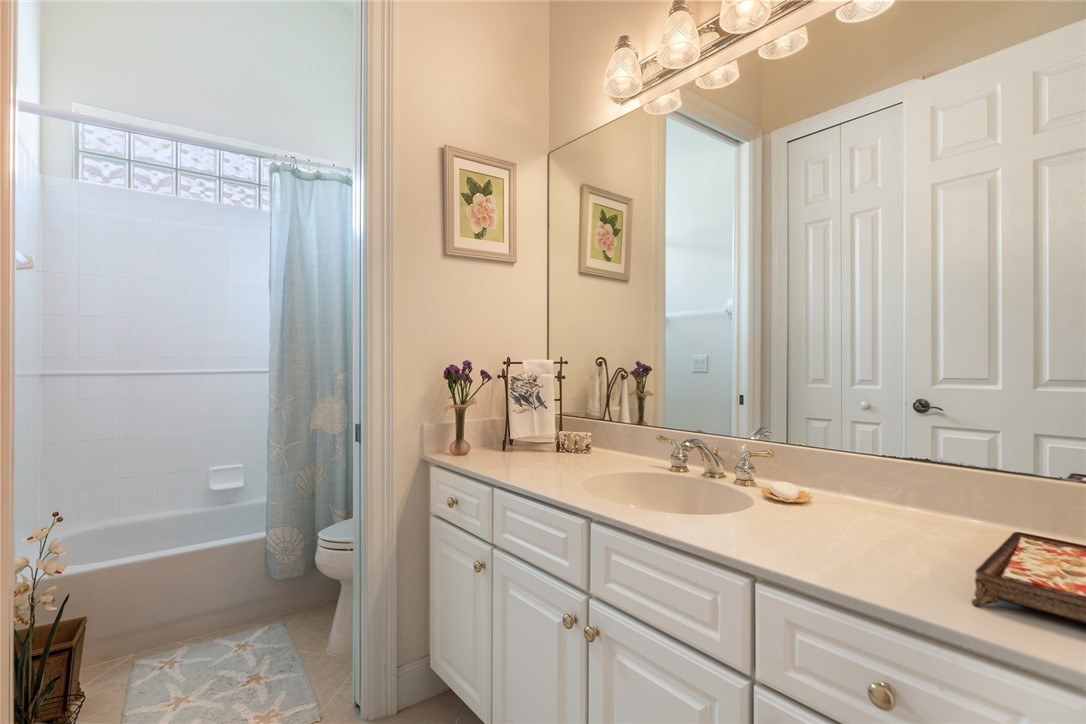 1361 W Island Club Square