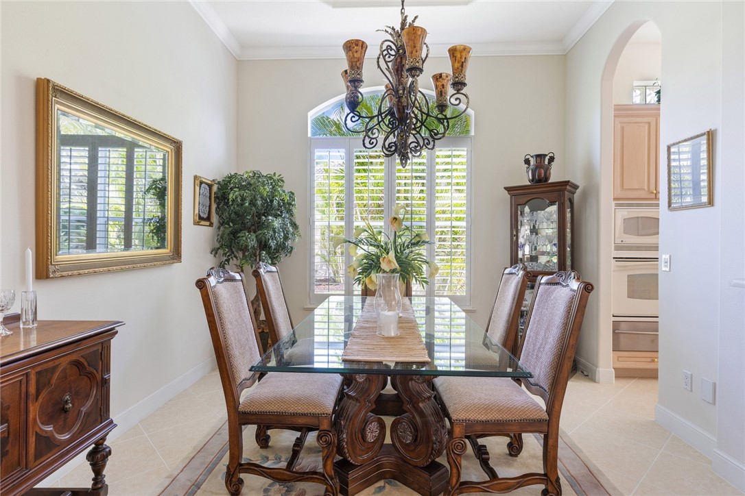 1361 W Island Club Square