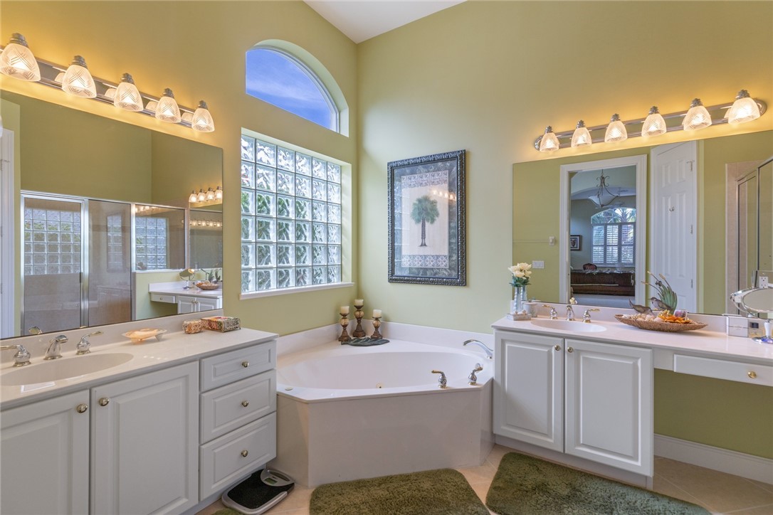 1361 W Island Club Square