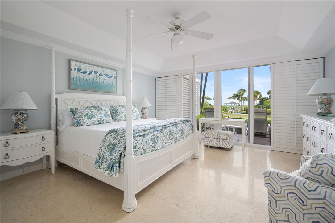 1250 W Southwinds Boulevard 117