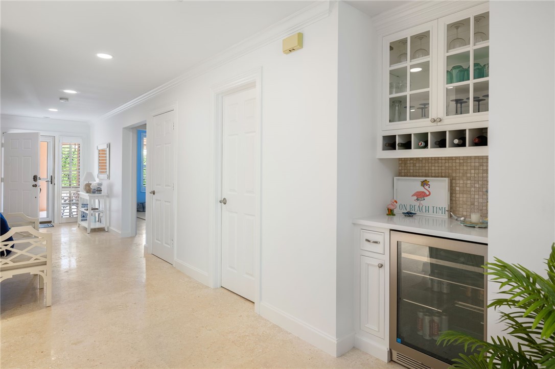 1250 W Southwinds Boulevard 117