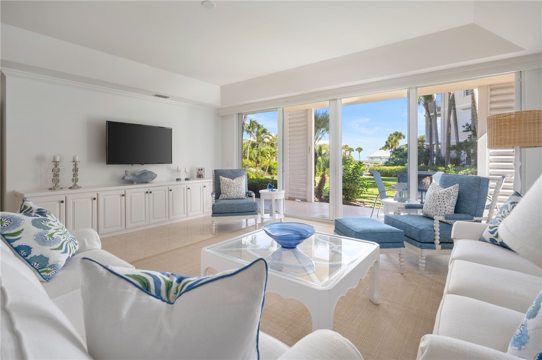 1250 W Southwinds Boulevard 117