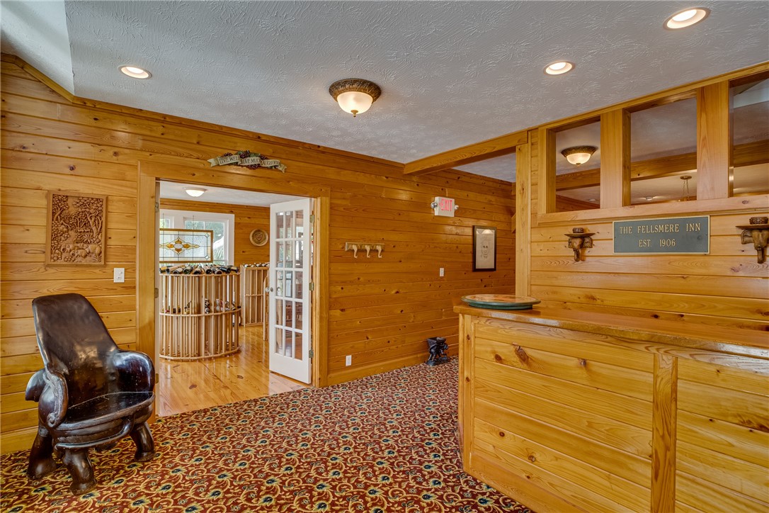 107 N Broadway Street