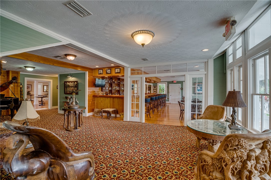 107 N Broadway Street