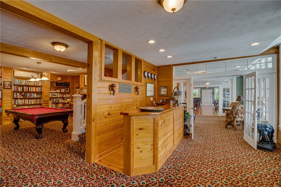 107 N Broadway Street