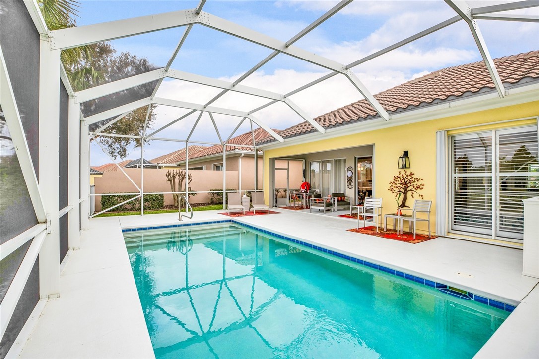 5282 Eleuthra Circle