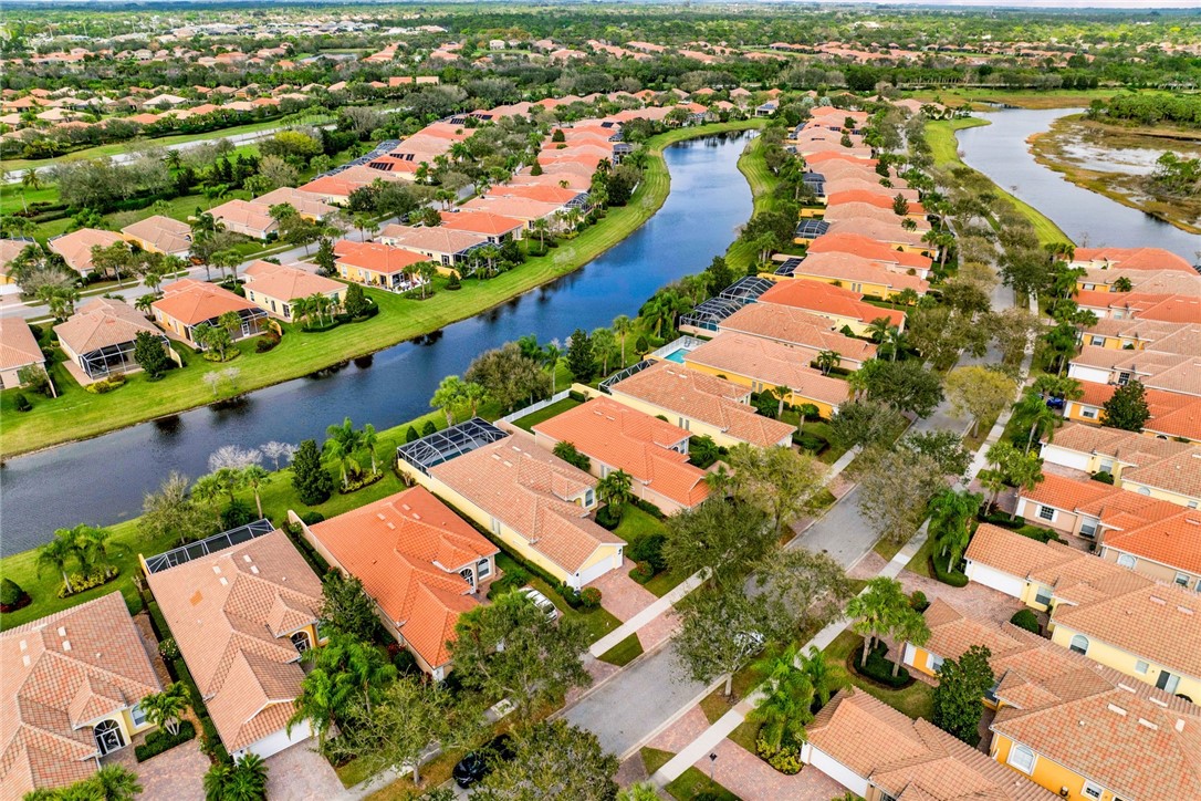 5282 Eleuthra Circle