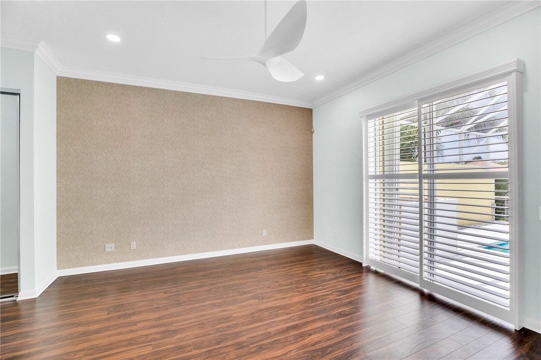 5282 Eleuthra Circle