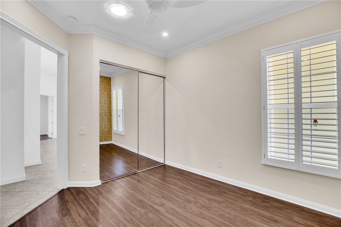 5282 Eleuthra Circle