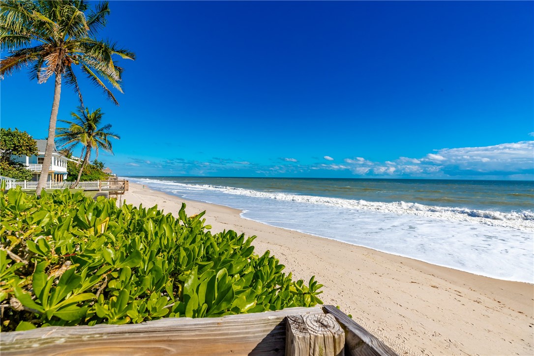 1830 E Sandpiper Road