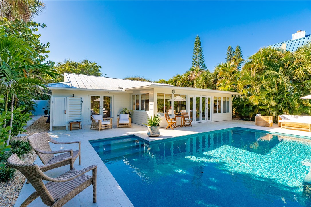 1830 E Sandpiper Road